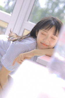 电影卿本佳人